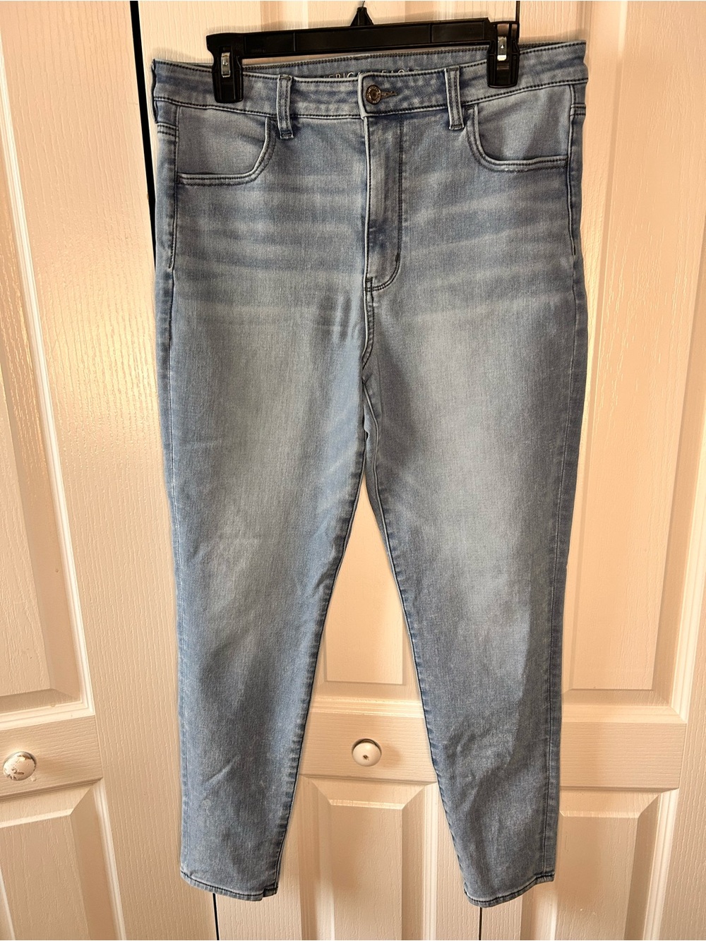 American Eagle Women’s Size 14 Light Wash Blue Jeans Super High-Rise Jeggings